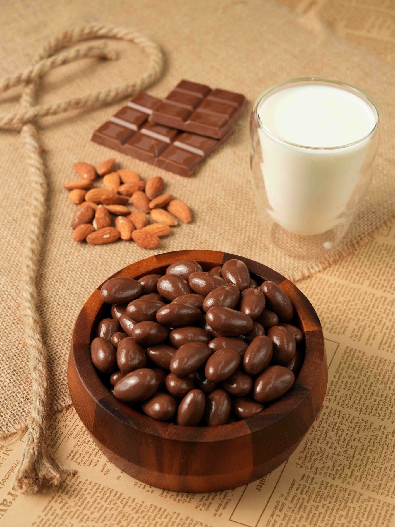 ALMOND COATED MILK CHOCOLATE - 200g