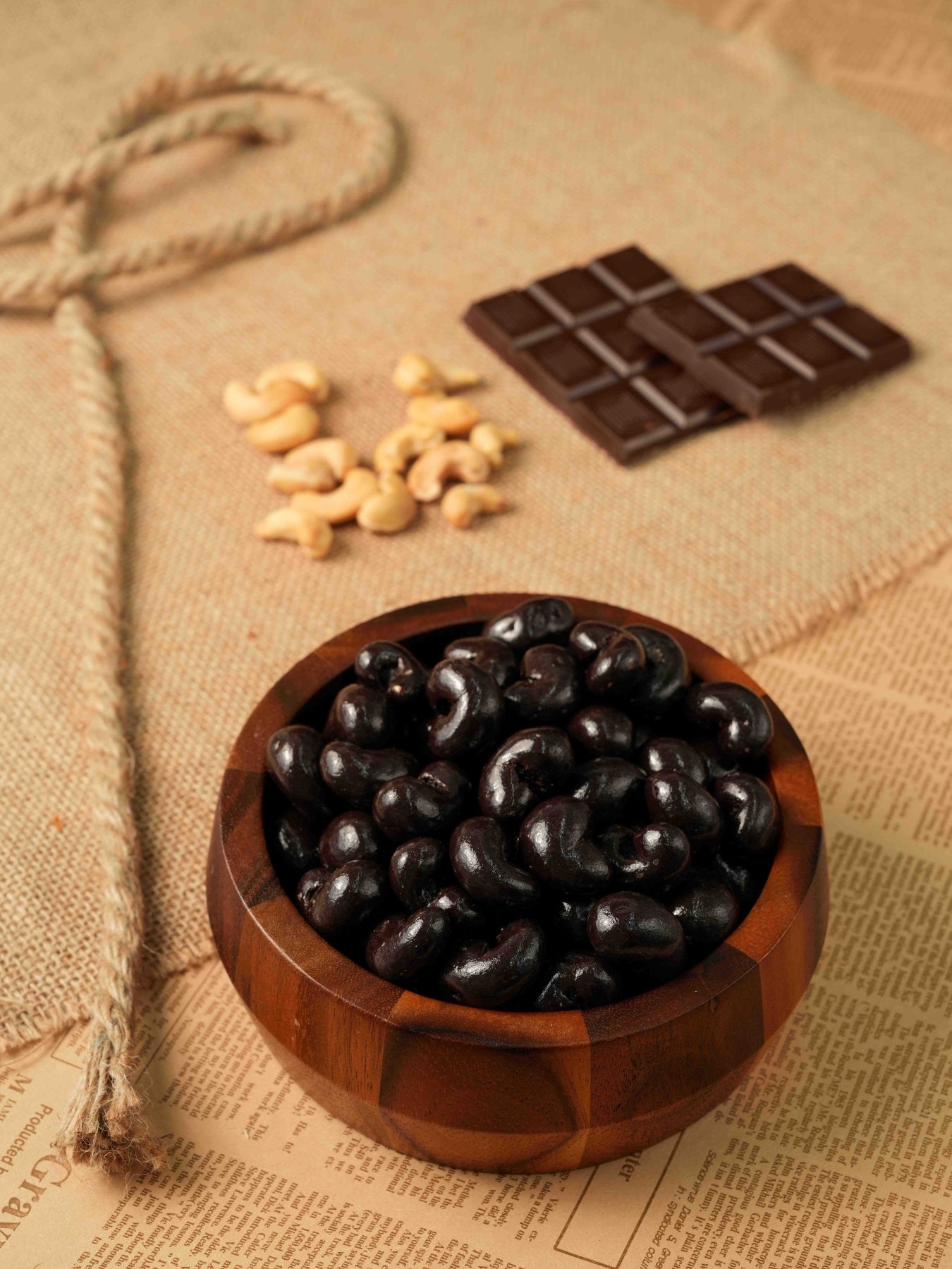 CASHEW COATED DARK CHOCOLATE - 200g