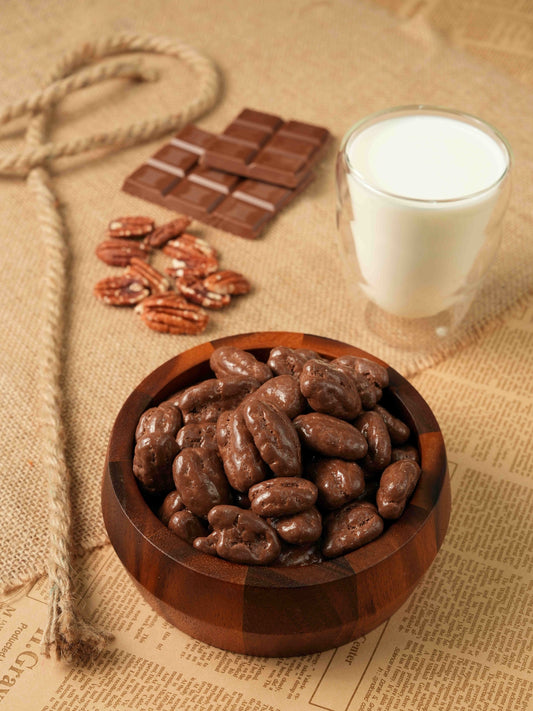 PECAN COATED MILK CHOCOLATE - 200g