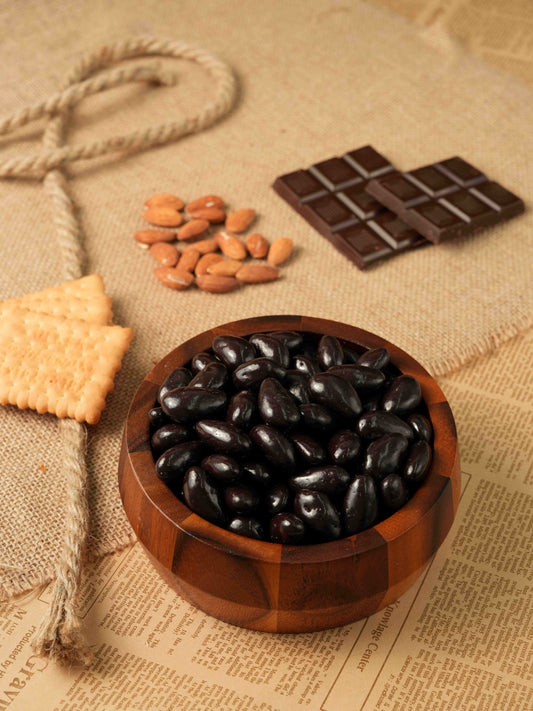 ALMOND  COATED CRUNCHY BISCUIT AND DARK CHOCOLATE - 200g